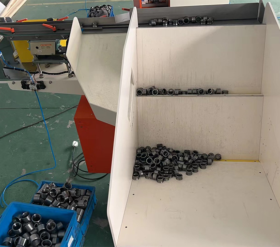 汽車吊環上料機